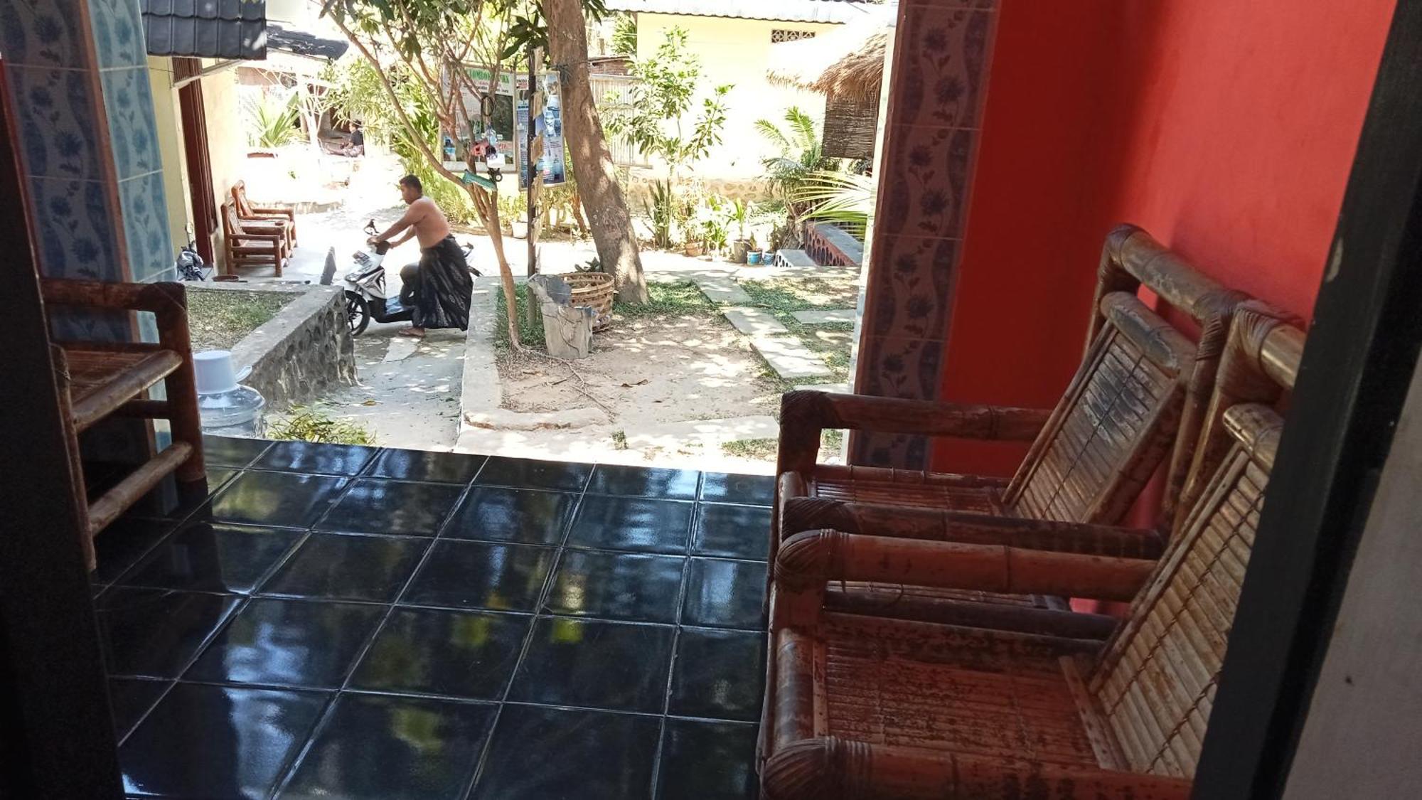 Roy Homestay Kuta Kuta  Bagian luar foto