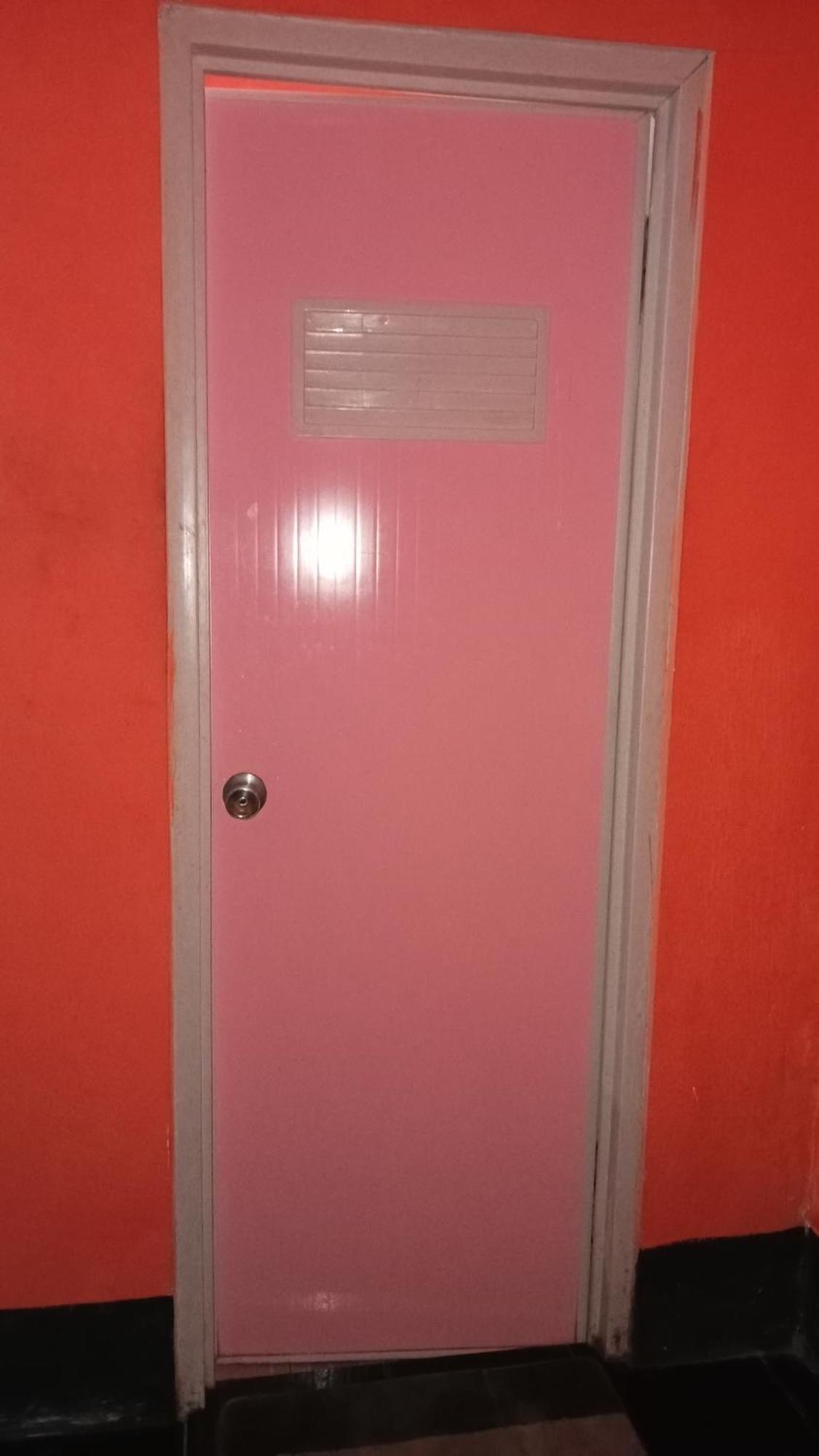 Roy Homestay Kuta Kuta  Bagian luar foto
