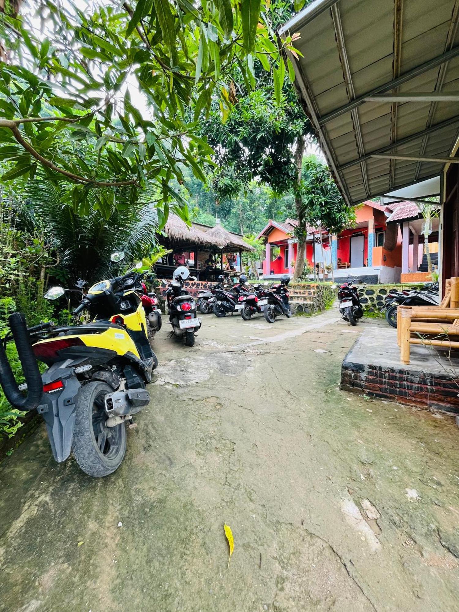 Roy Homestay Kuta Kuta  Bagian luar foto