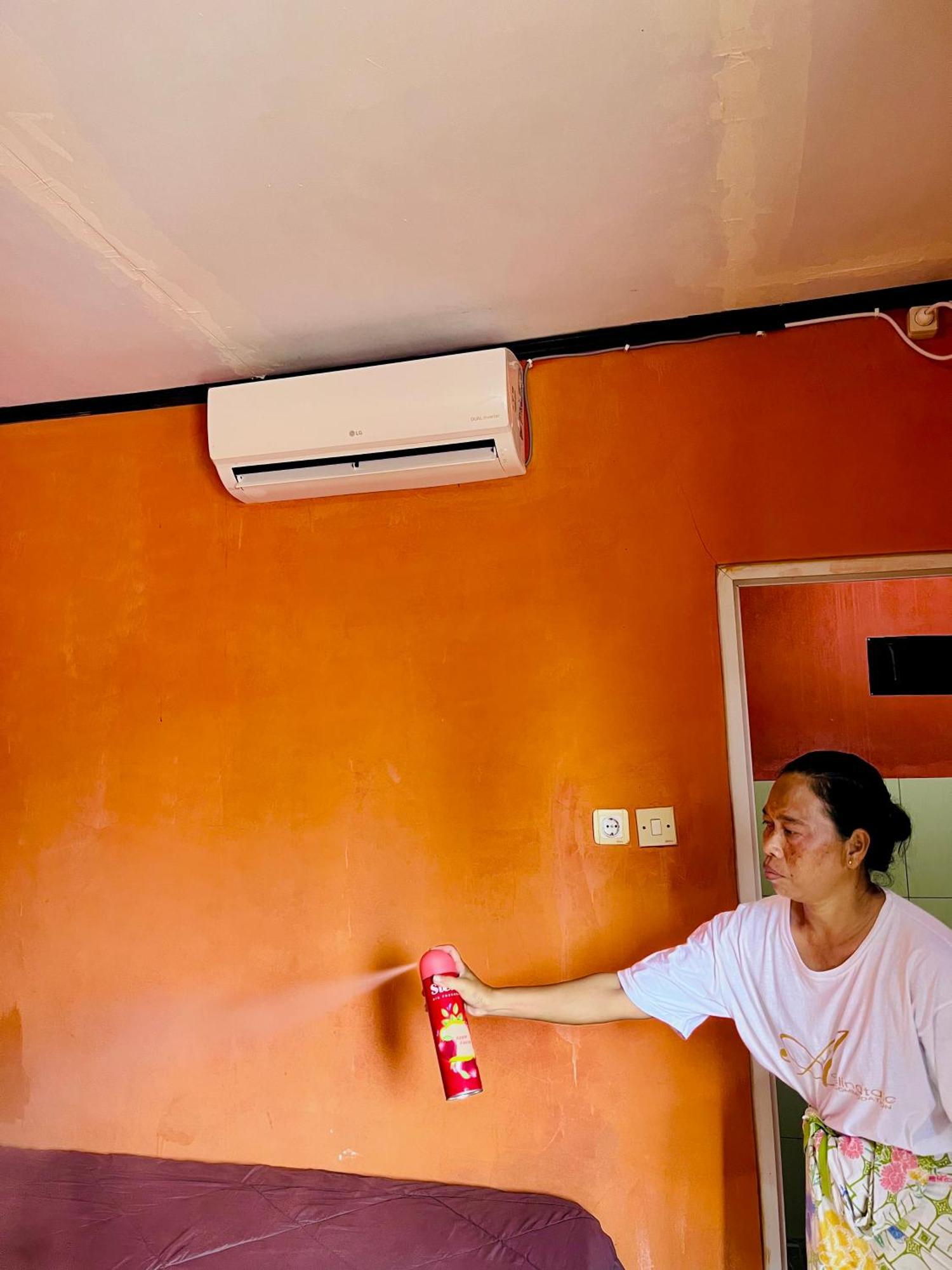 Roy Homestay Kuta Kuta  Bagian luar foto